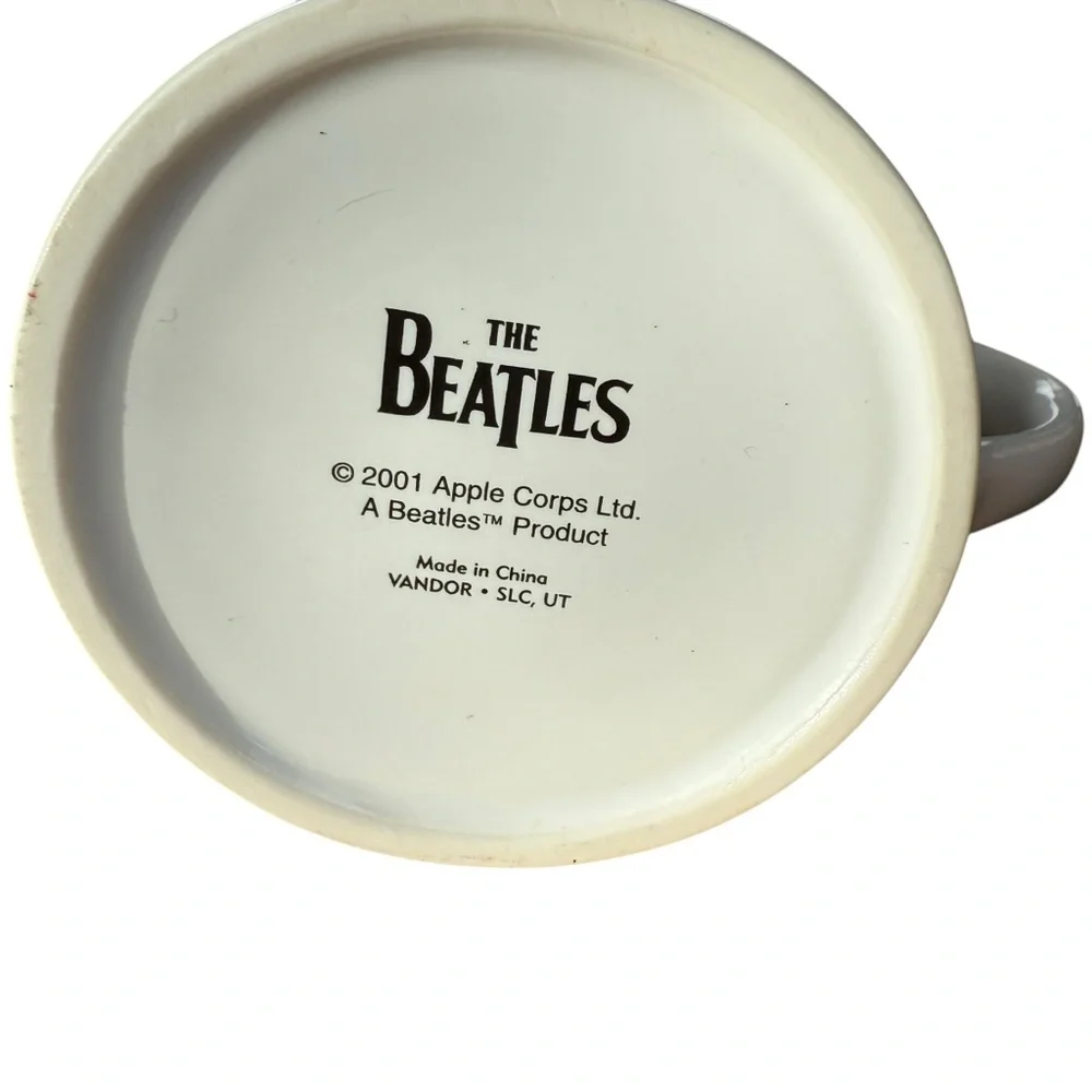 VINTAGE THE BEATLES 2001 APPLE CORPS VANDOR COLOR BLOCK COFFEE MUG